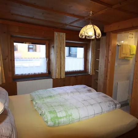 Alpengluehen - Lfd140 By Interhome * Langenfeld