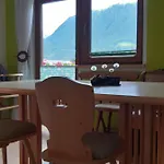 Alpengluehen By Interhome アパート
