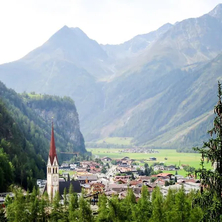 Alpengluehen - Lfd140 By Interhome